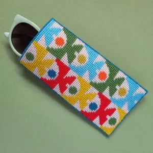 'Tulippen' Needlepoint Glasses Case Kit