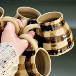 Criss-cross mug