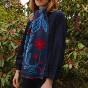 COTSWOLD KNIT - Painswick Scarf - Blue Roan - from the front