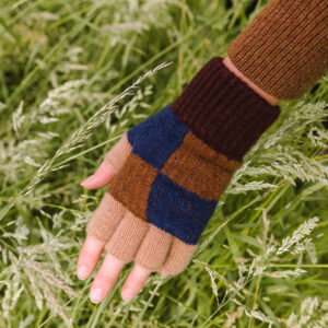 COTSWOLD KNIT - Wychwood F-less Glove - Suede - single glove on hand